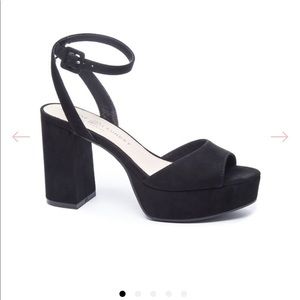 Chinese Laundry Platform Wedge NWT